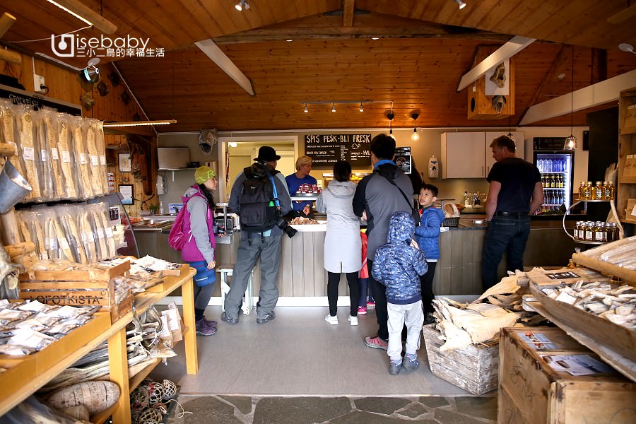 挪威 | 北極圈羅浮敦群島最知名的魚堡店。Anita's Sjømat