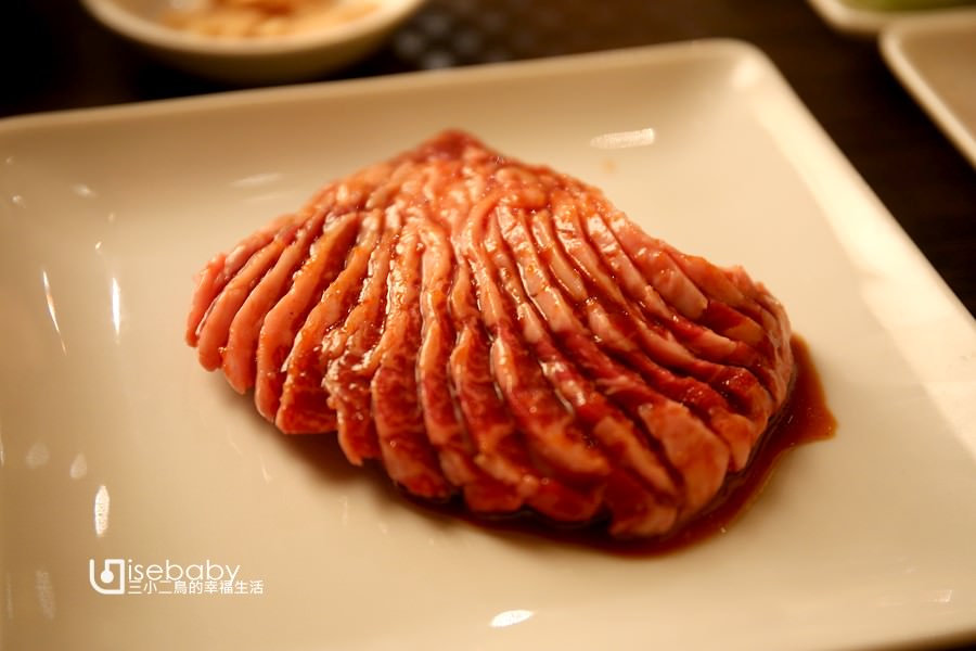 大阪 | 美食推薦。國產牛燒肉吃到飽、国産牛焼肉食べ放題