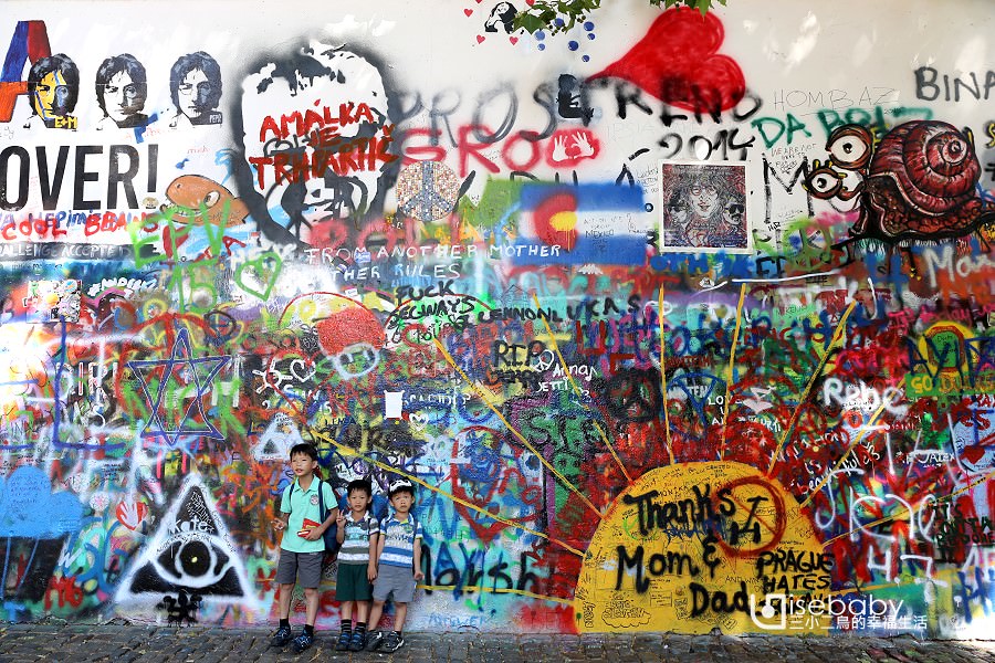 布拉格 | 小城區IG打卡熱門景點。藍儂牆John Lennon Wall
