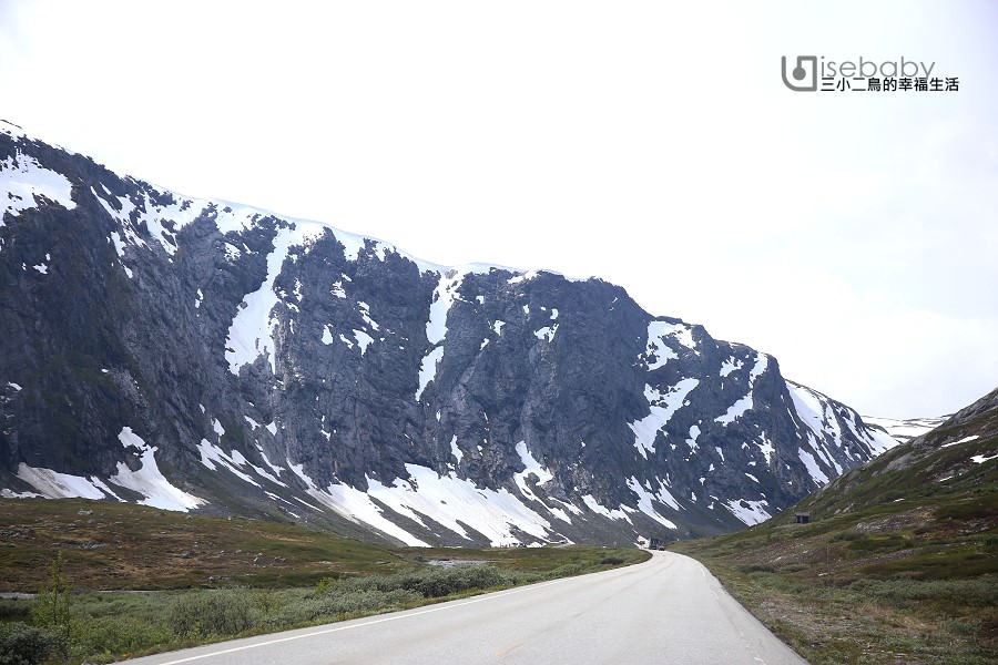 挪威公路有巨浪！特殊景觀拍照景點。海嘯岩Langvatnet