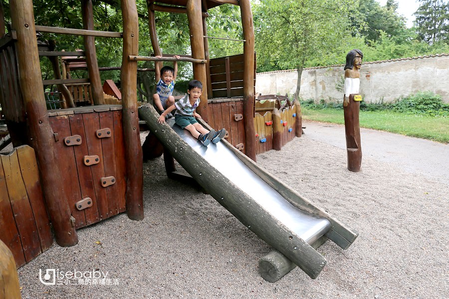 捷克親子景點推薦 | 布拉格特色公園。高堡區兒童遊樂場