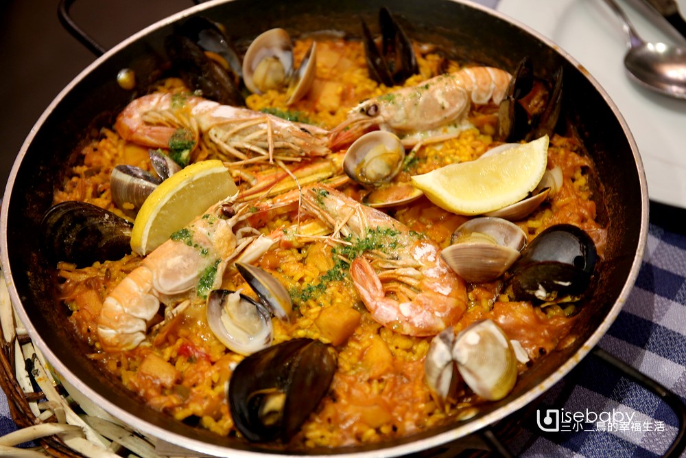 巴塞隆納必吃美食推薦 El Glop Gaudí海鮮飯，每一口都有滿滿海鮮，口味不死鹹有層次大滿足！