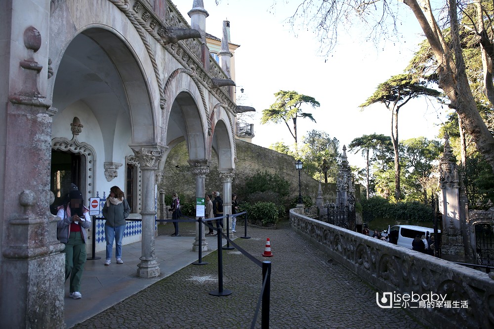 辛特拉必去景點 螺旋階梯天井Quinta da Regaleira雷加萊拉宮。交通、門票、行程及旅遊經驗分享