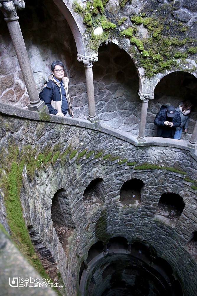 辛特拉必去景點 螺旋階梯天井Quinta da Regaleira雷加萊拉宮。交通、門票、行程及旅遊經驗分享