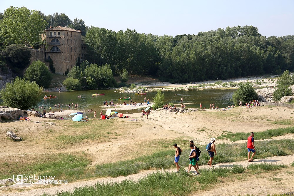 南法推薦景點 Pont Du Gard加爾橋 超過二千年的古羅馬水道橋